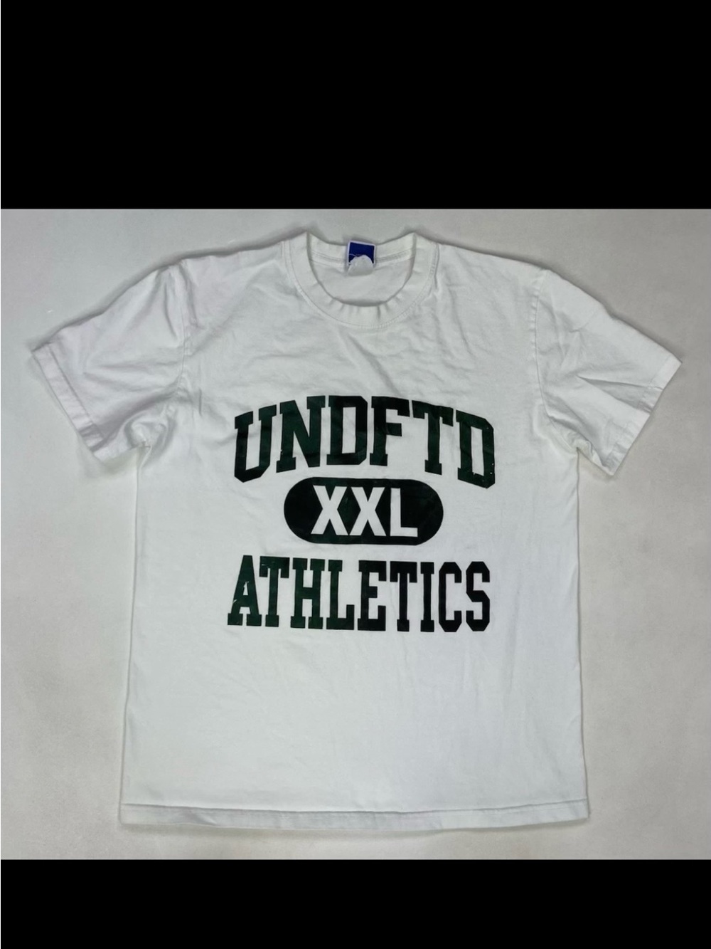 Vtg Classic Undefeated 3M White Tee with Dark Green Black XXL Athletics Graphic